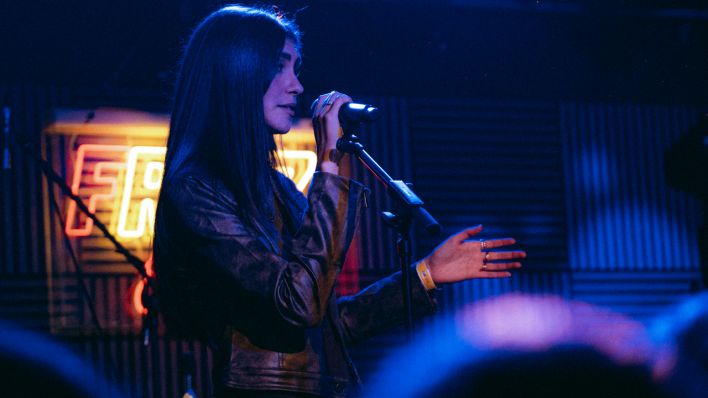 Ana Kohler live bei den FritzSessions April 2025 (Quelle: Alexandra Layer)
