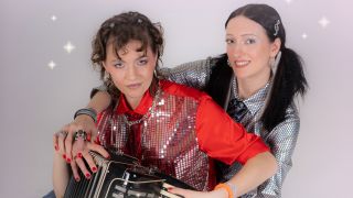 Nina und Lotta Kummer von BLOND (Quelle: Nina & Lotta Kummer)