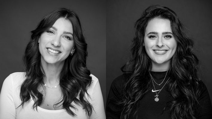 Die FritzModeratorinnen Lory und Selin Kahya (Quelle: Gundula Krause Photography)